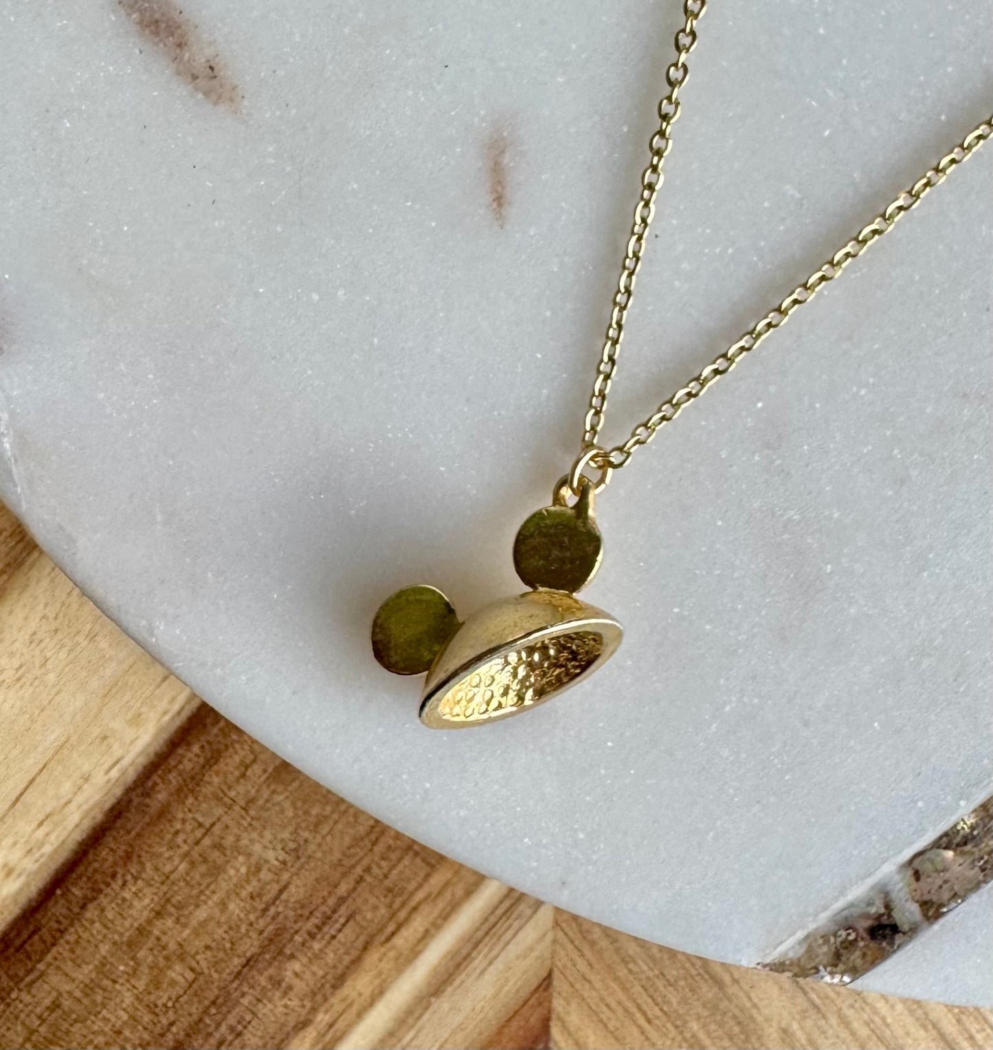 Mouseketeer Hat Necklace