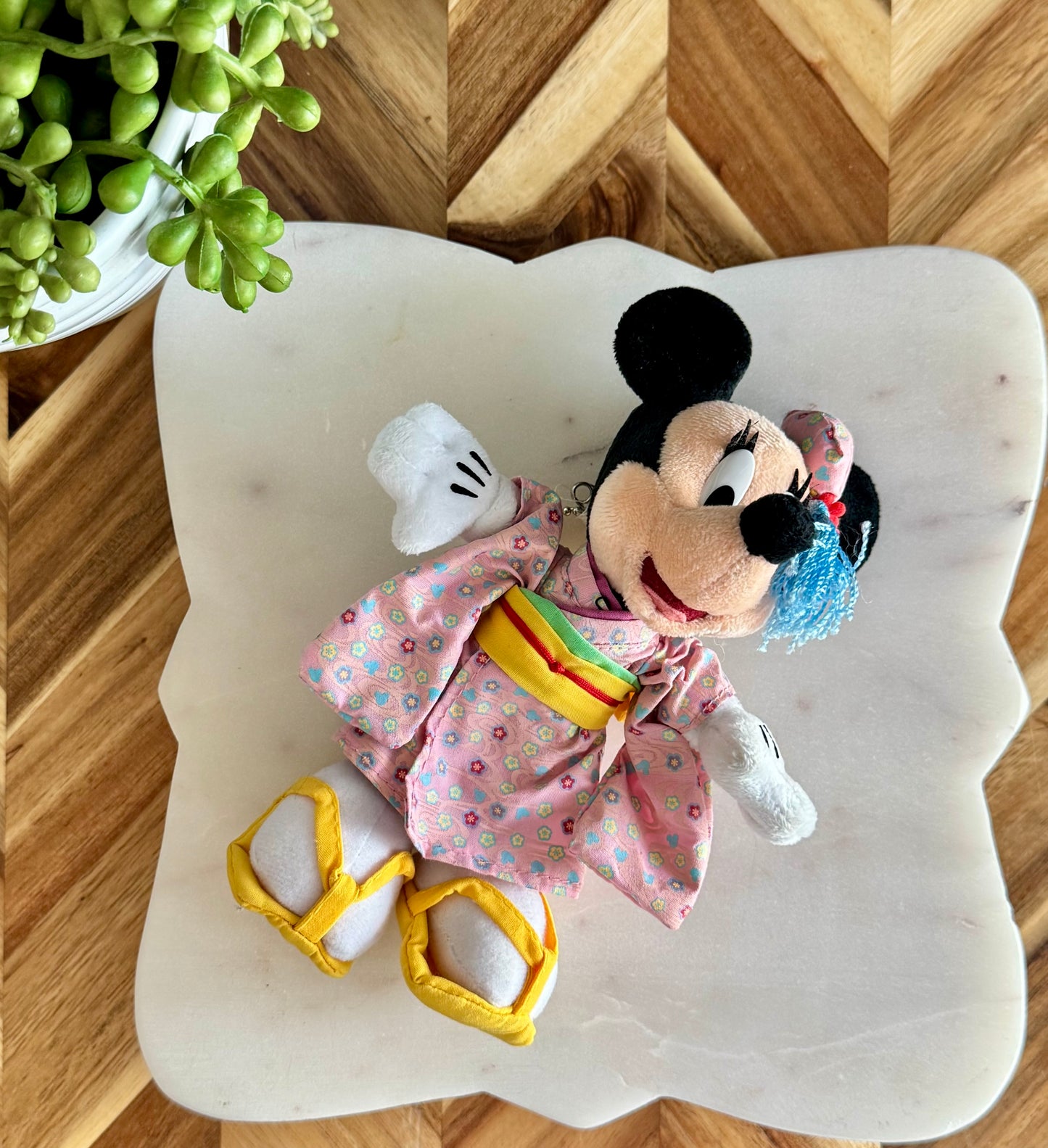 Japan Minnie Mouse Plush Bag Charm / Key Chain