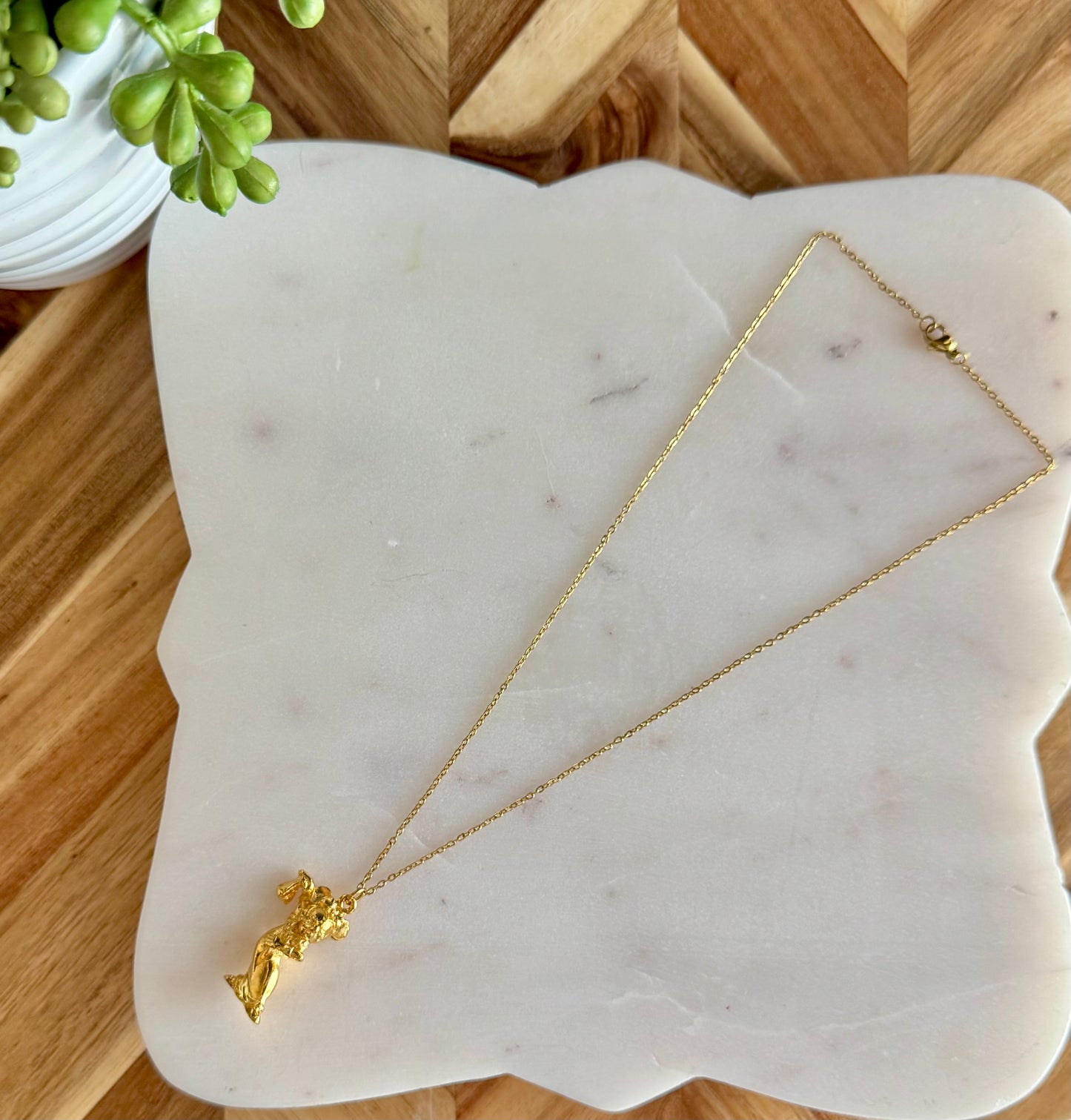 Diva Minnie Necklace